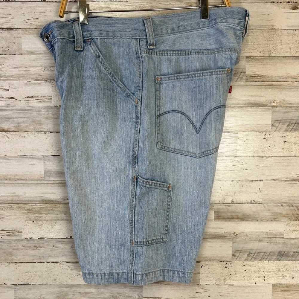 Levis Carpenter Shorts Mens W34 Blue Denim Light Wash  Utility Work Baggy Jorts
